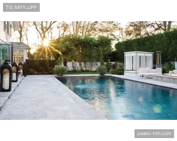 拉皮诺退役后还在晒百万豪宅早餐？